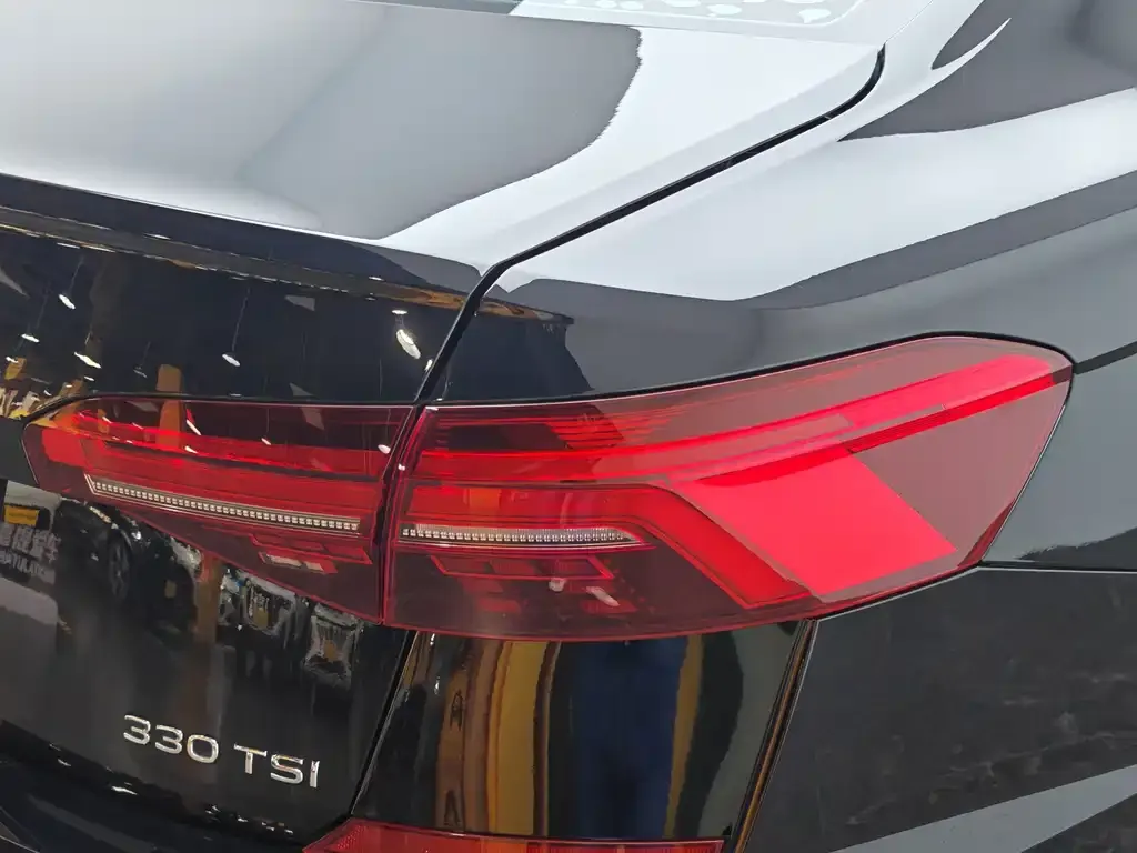 Volkswagen Passat 2021 из CN, фото 4