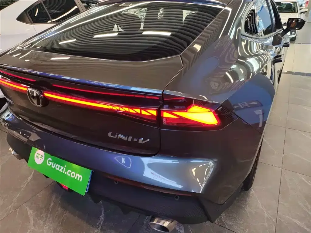Changan UNI-V 2023 из CN, фото 7