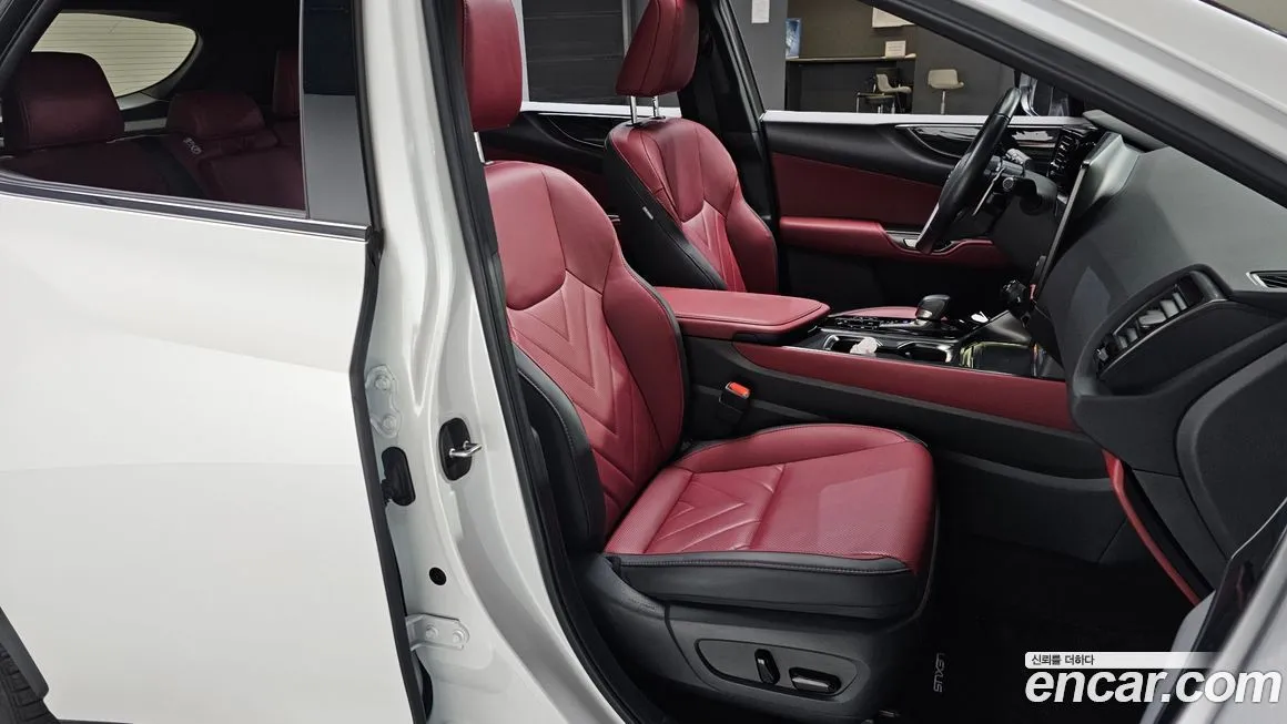 Lexus NX 2025 из KR, фото 4
