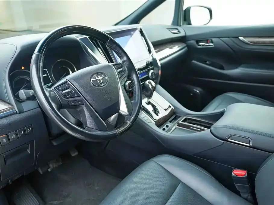 Toyota Alphard 2021 из CN, фото 10