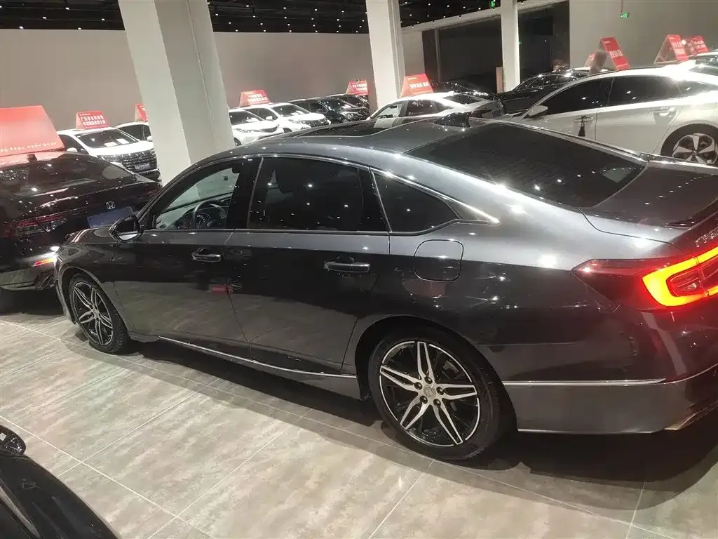 Honda Accord 2023 из CN, фото 3
