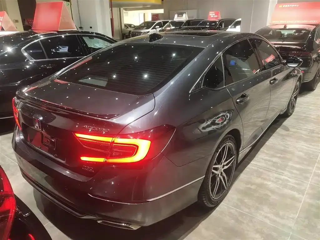 Honda Accord 2023 из CN, фото 7