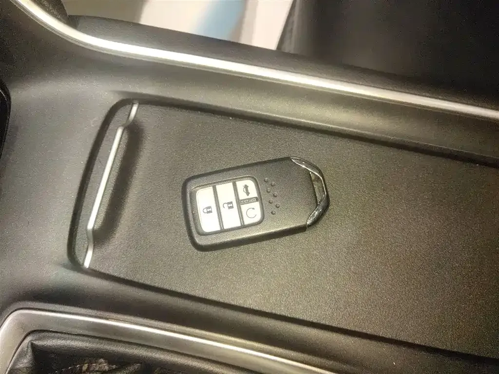 Honda Accord 2023 из CN, фото 10