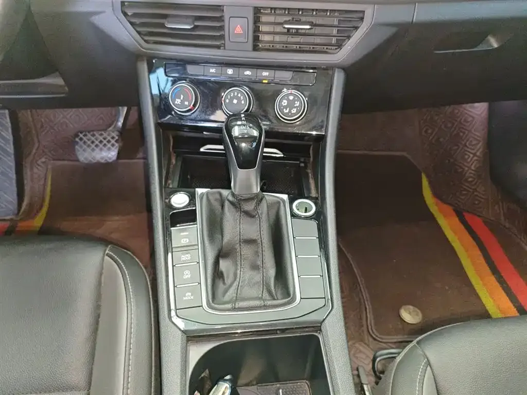 Volkswagen Sagitar 2022 из CN, фото 6