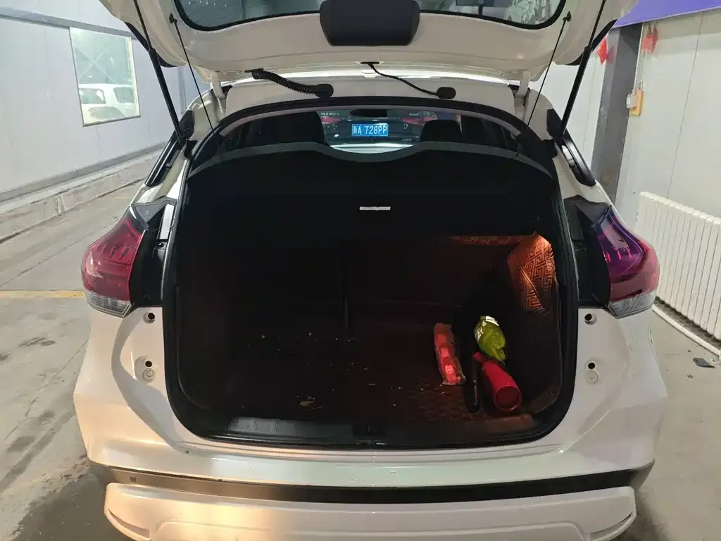 Nissan Kicks 2023 из CN, фото 2