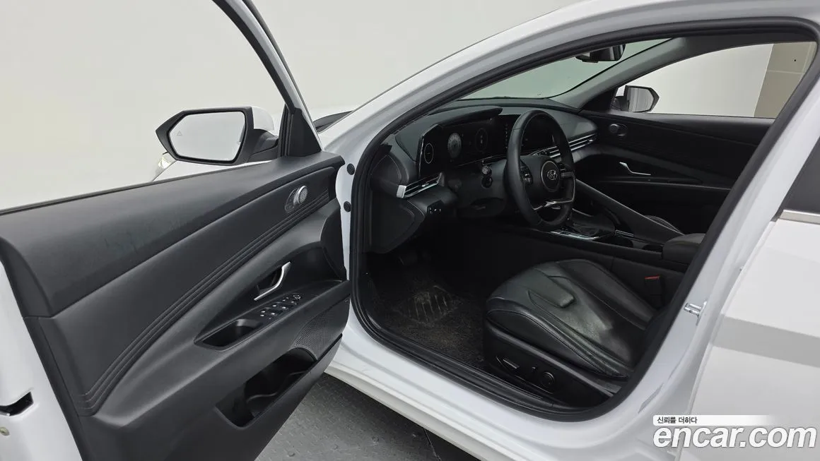 Hyundai AVANTE 2023 из KR, фото 4