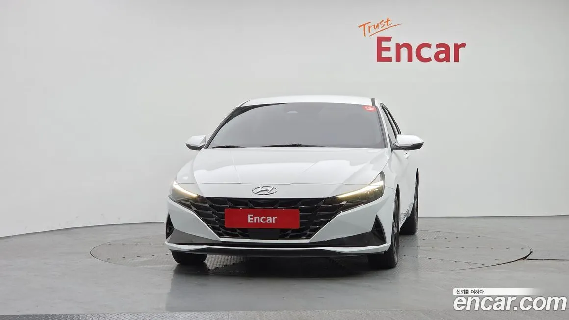 Hyundai AVANTE 2023 из KR, фото 2
