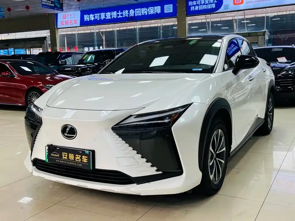 Lexus RZ 2023 из CN, фото 2