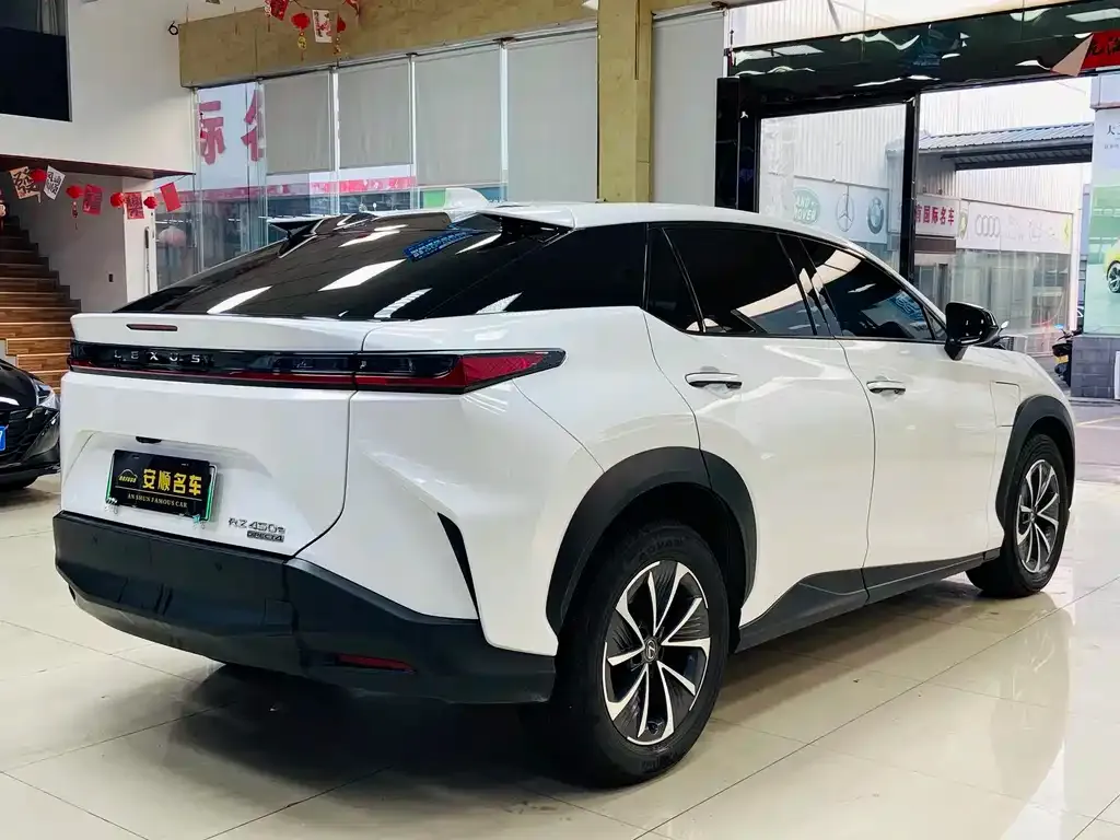 Lexus RZ 2023 из CN, фото 5