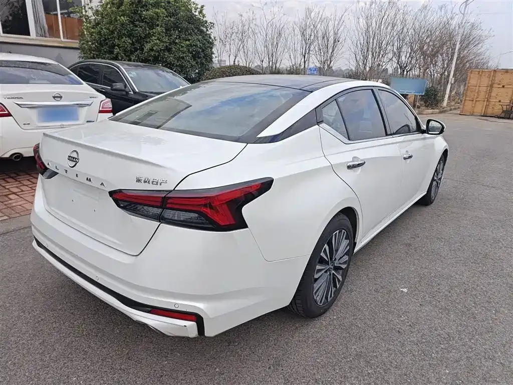 Nissan Teana 2023 из CN, фото 4