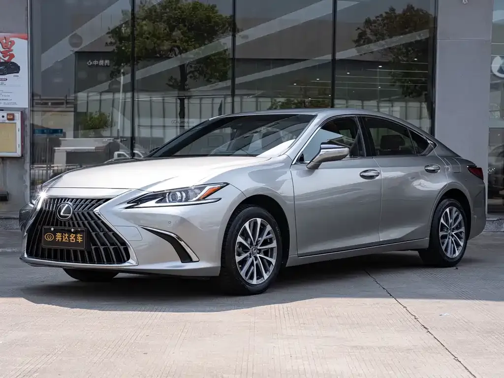 Lexus ES 2024 из CN, фото 1