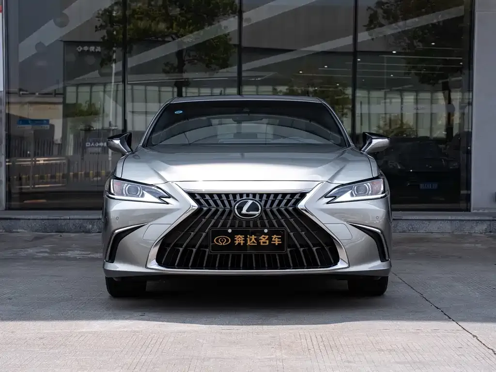 Lexus ES 2024 из CN, фото 4