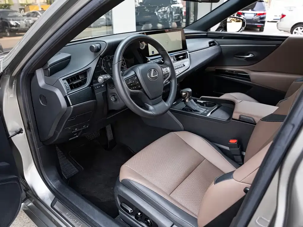 Lexus ES 2024 из CN, фото 10