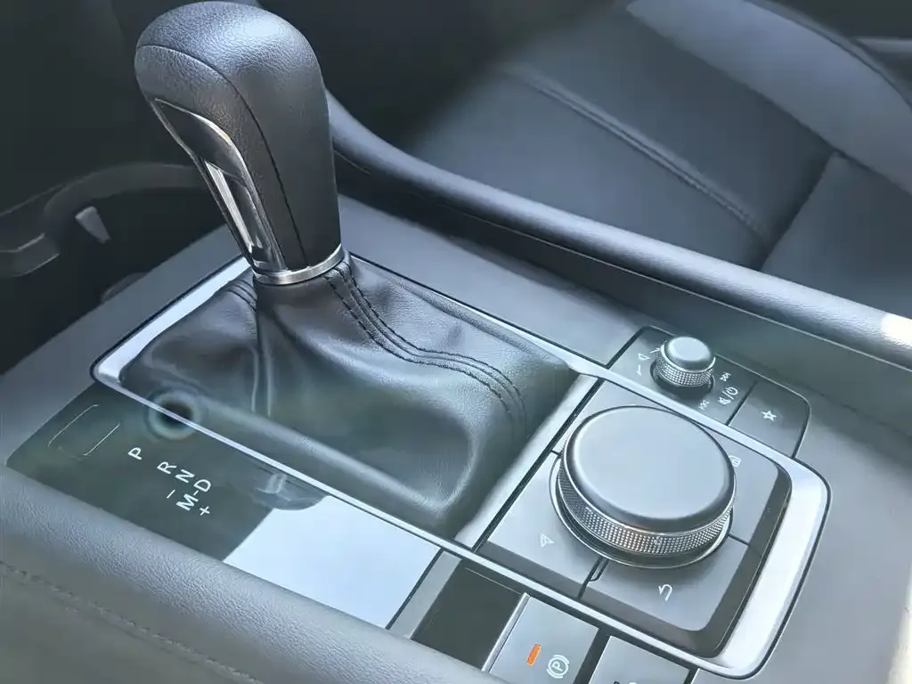 Mazda 3 Axela 2024 из CN, фото 7