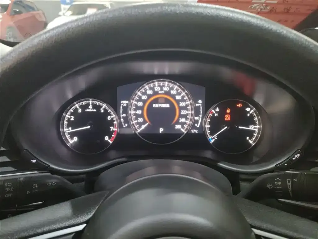 Mazda 3 Axela 2024 из CN, фото 5