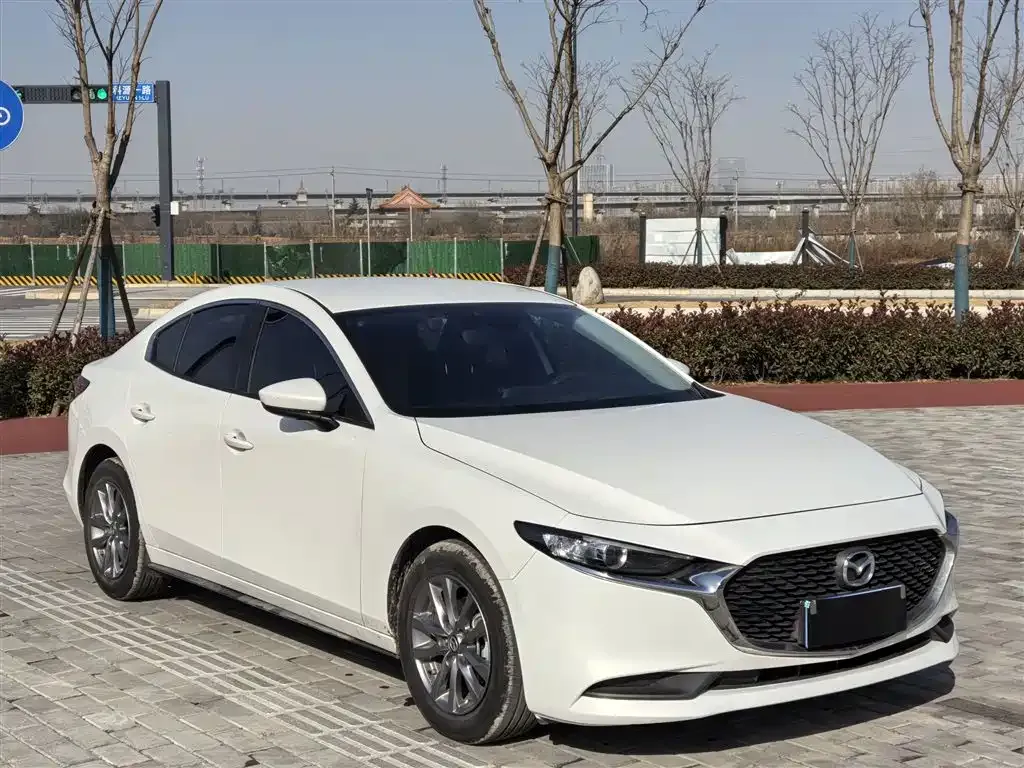 Mazda 3 Axela 2024 из CN, фото 8