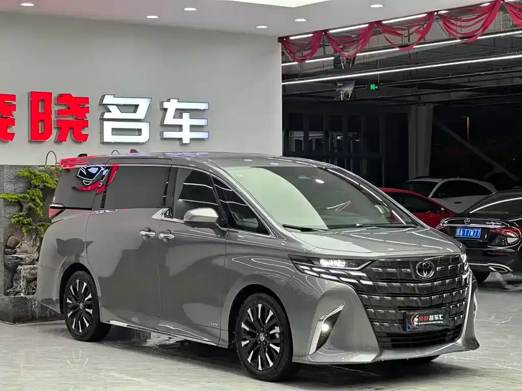 Toyota Alphard 2025 из CN, фото 7