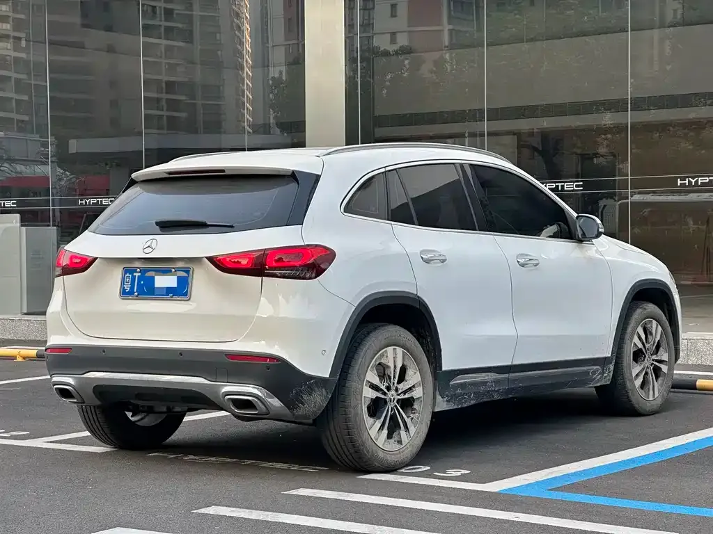 Mercedes-Benz GLA 2023 из CN, фото 2