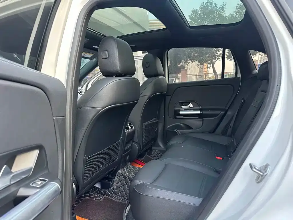 Mercedes-Benz GLA 2023 из CN, фото 8