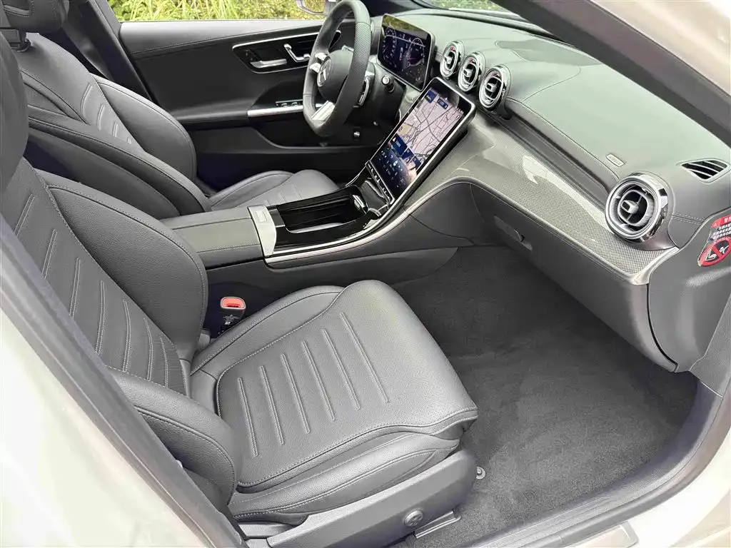 Mercedes-Benz C-Class 2025 из CN, фото 2