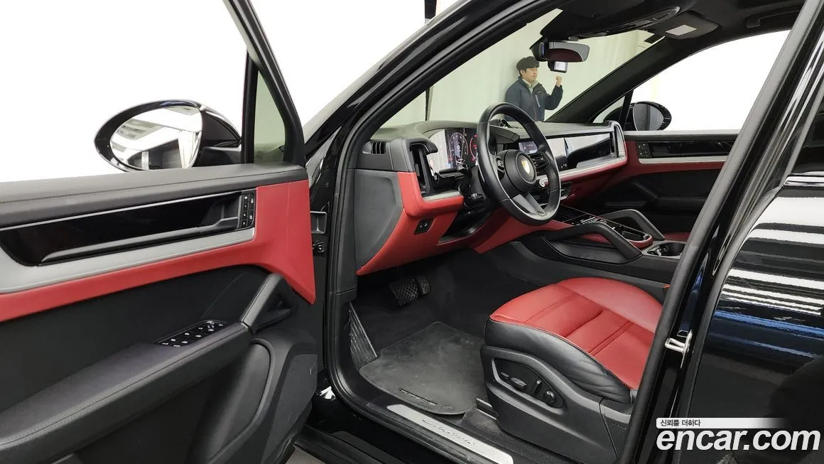 Porsche Cayenne 2024 из KR, фото 10