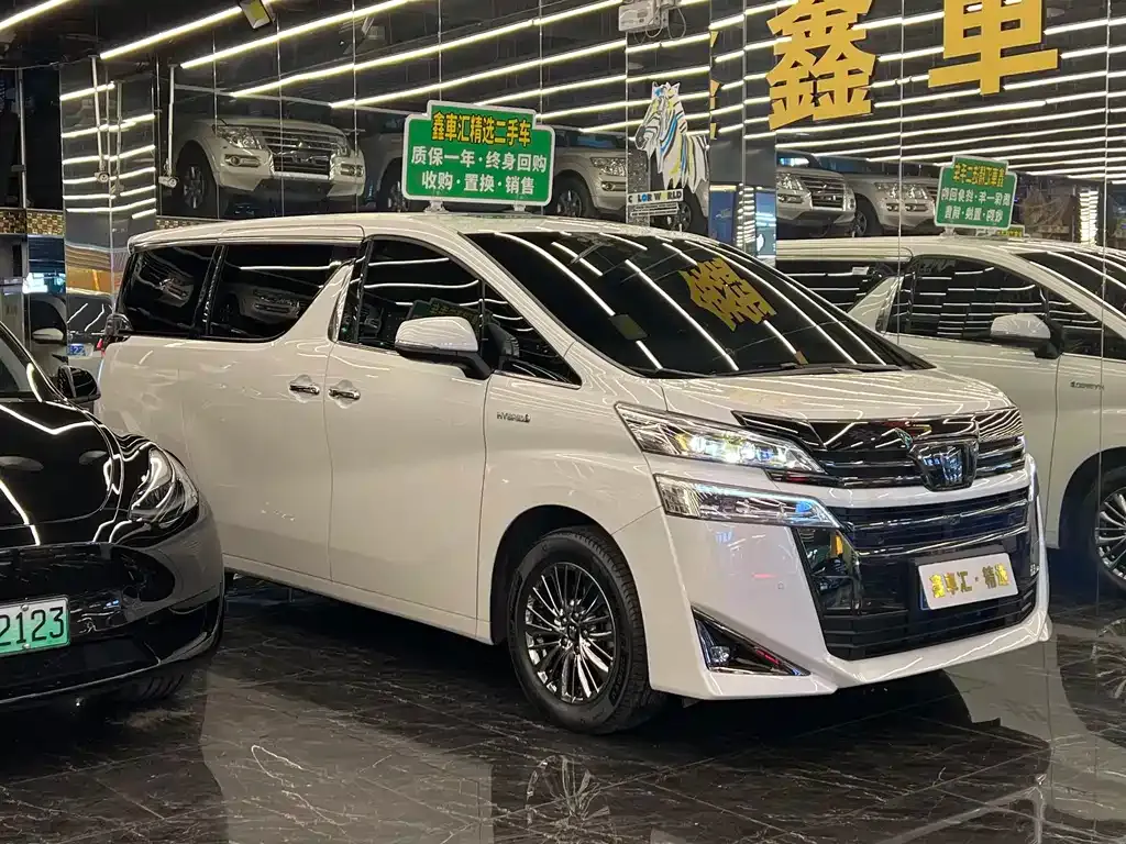 Toyota Vellfire 2024 из CN, фото 1