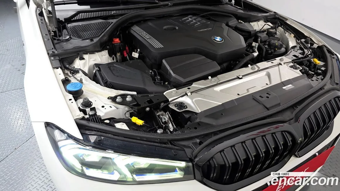 BMW 3-Series 2023 из KR, фото 6