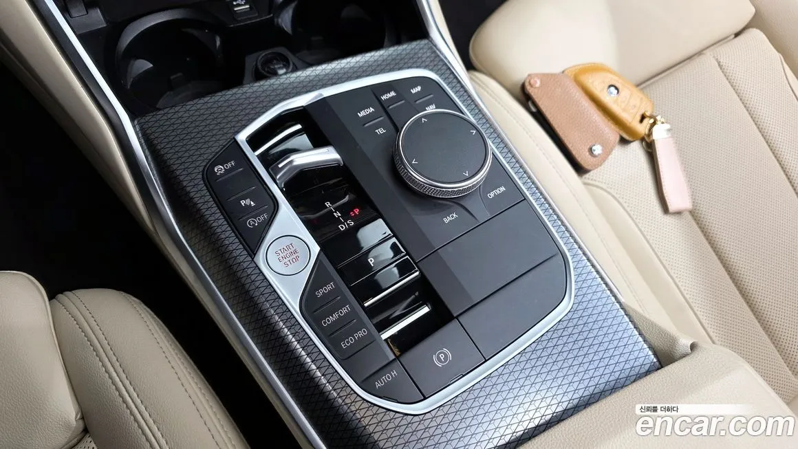 BMW 3-Series 2023 из KR, фото 8