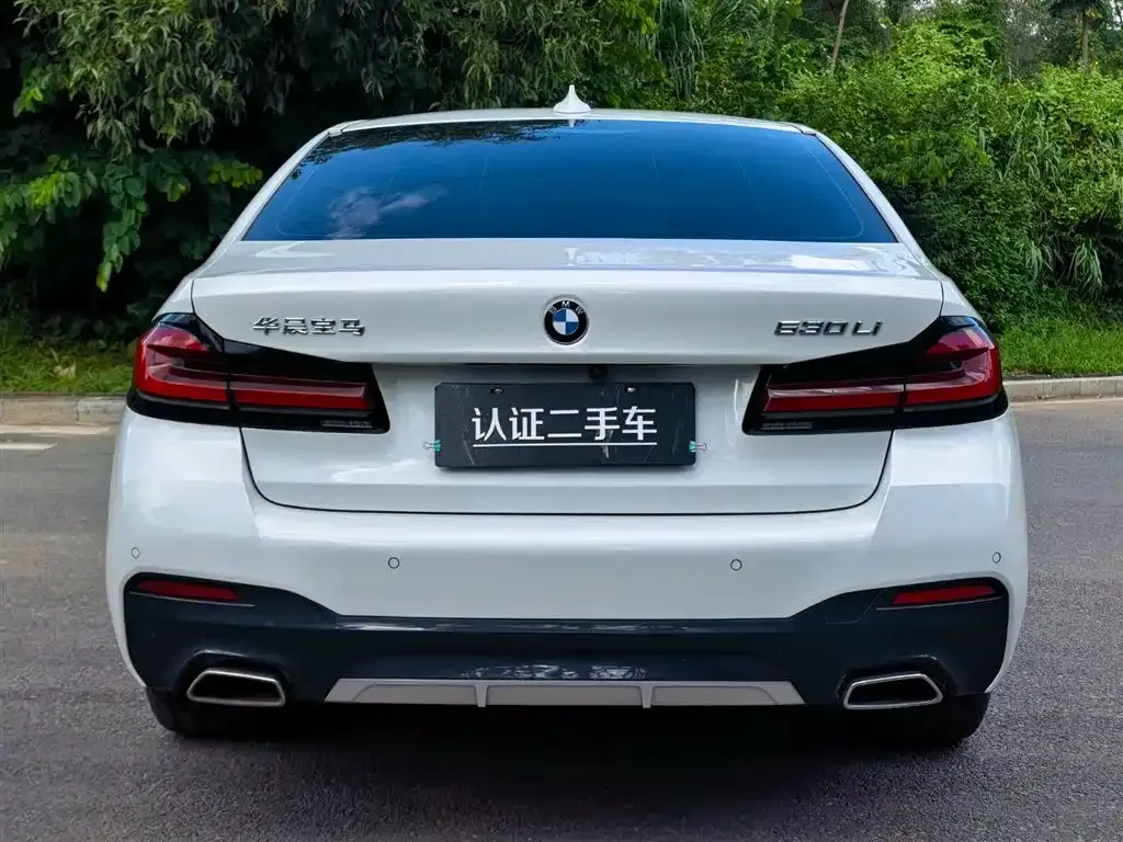 BMW 5 Series — фото 5