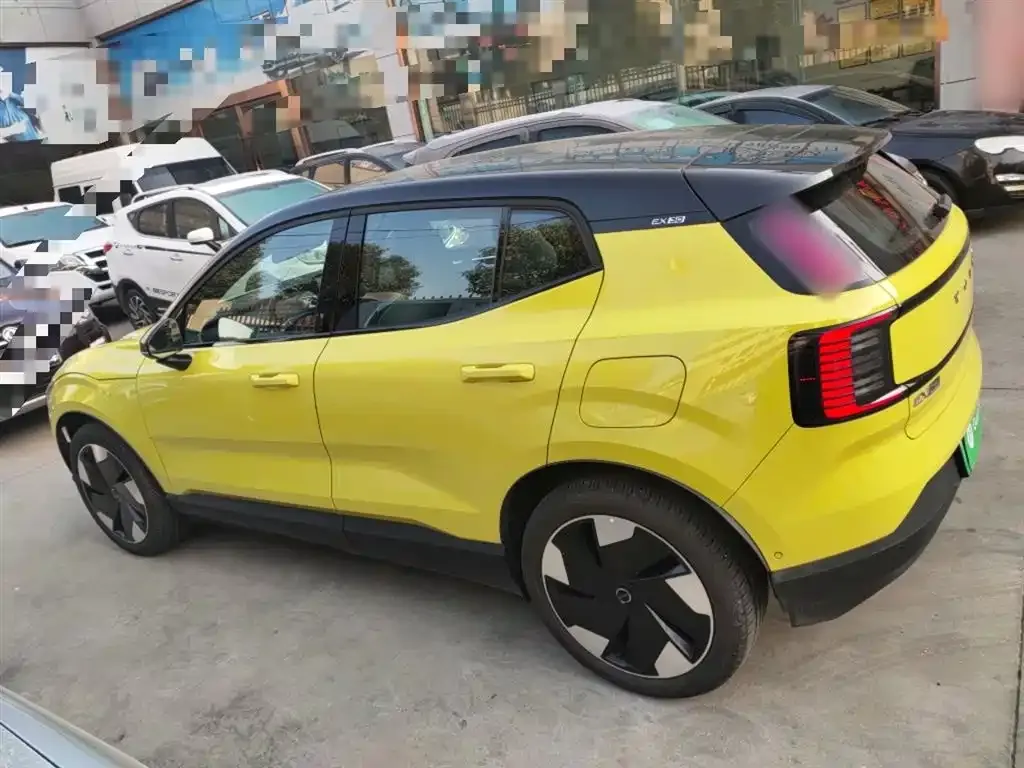 Volvo EX30 2024 из CN, фото 4