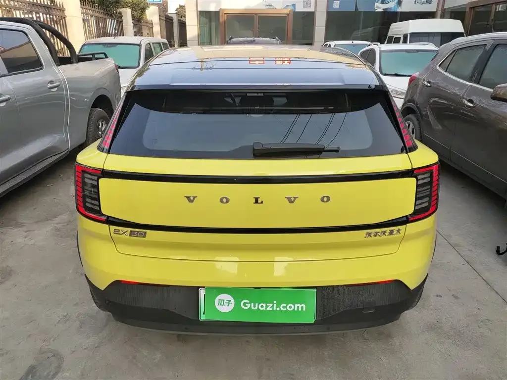 Volvo EX30 2024 из CN, фото 6