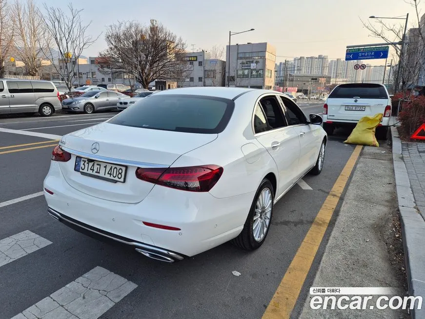 Mercedes-Benz E-Class 2021 из KR, фото 10