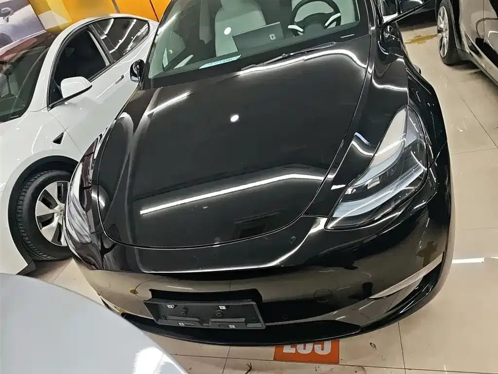 Tesla Model Y 2023 из CN, фото 7