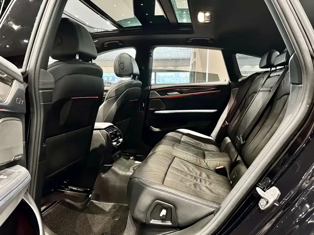 BMW 6 Series GT 2023 из CN, фото 6