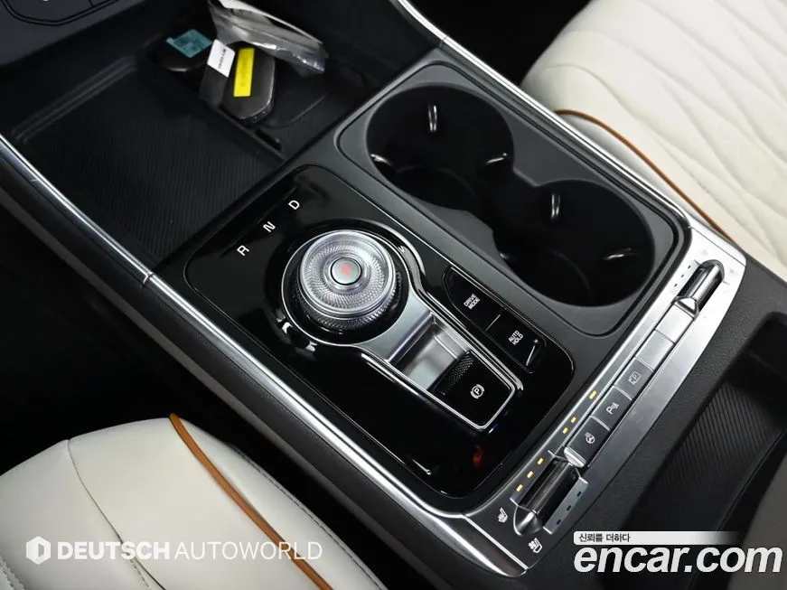 Kia Carnival — фото 10