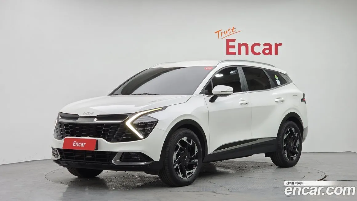 Kia Sportage — фото 1