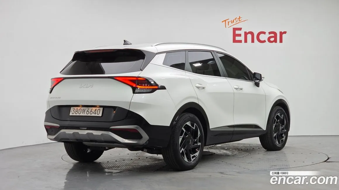 Kia Sportage — фото 5