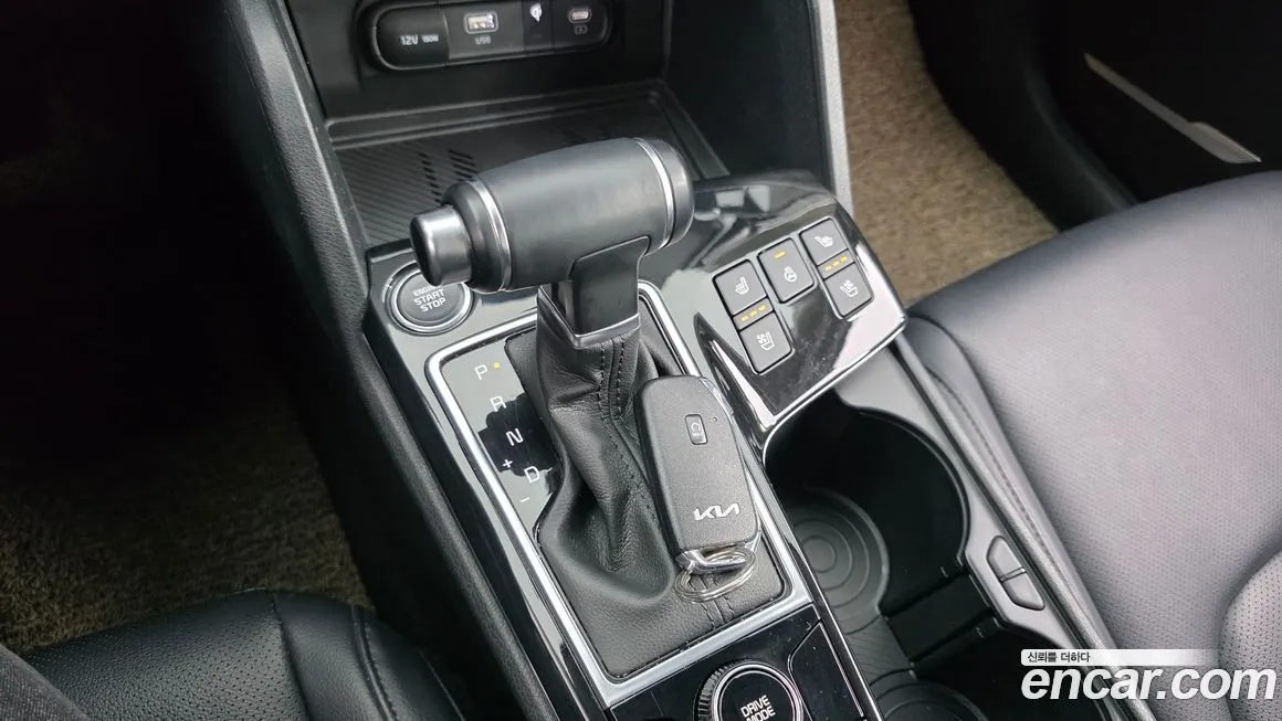 Kia Sportage — фото 10