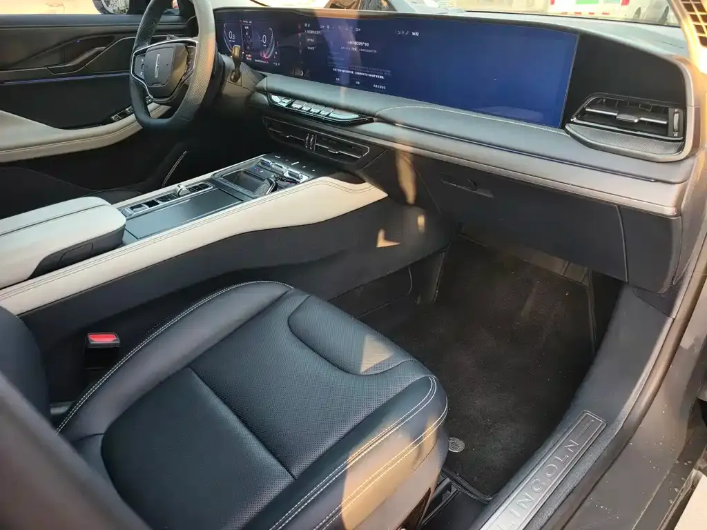 Lincoln Z 2023 из CN, фото 3