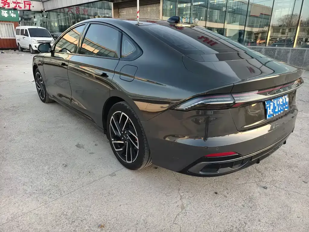 Lincoln Z 2023 из CN, фото 8