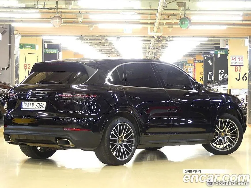 Porsche Cayenne 2021 из KR, фото 2