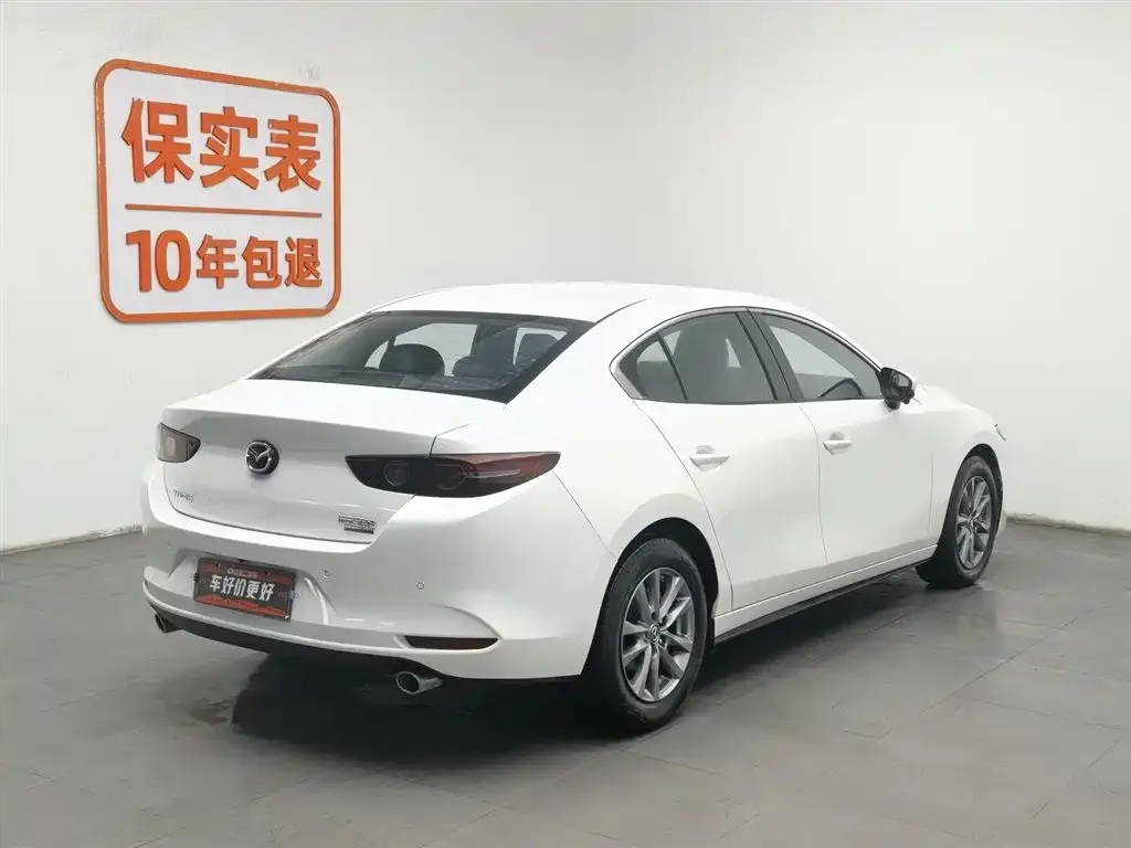 Mazda 3 Axela 2023 из CN, фото 2