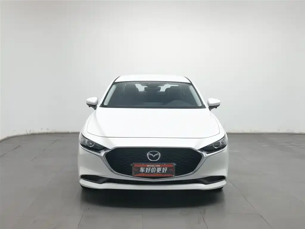 Mazda 3 Axela 2023 из CN, фото 3