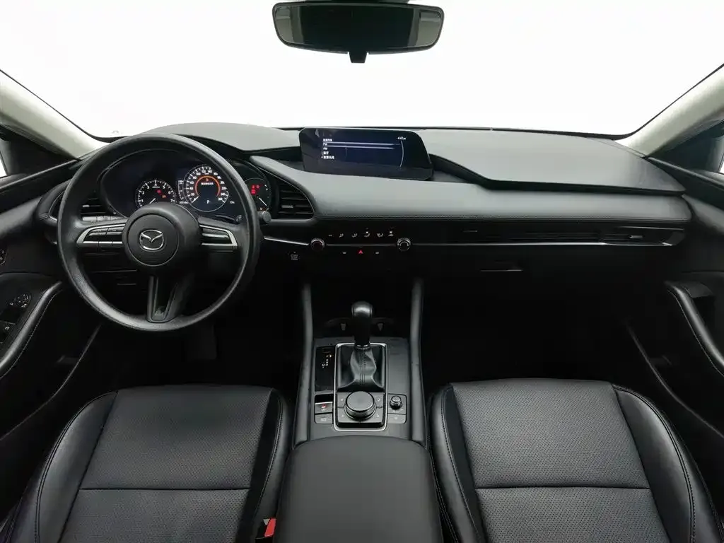 Mazda 3 Axela 2023 из CN, фото 5
