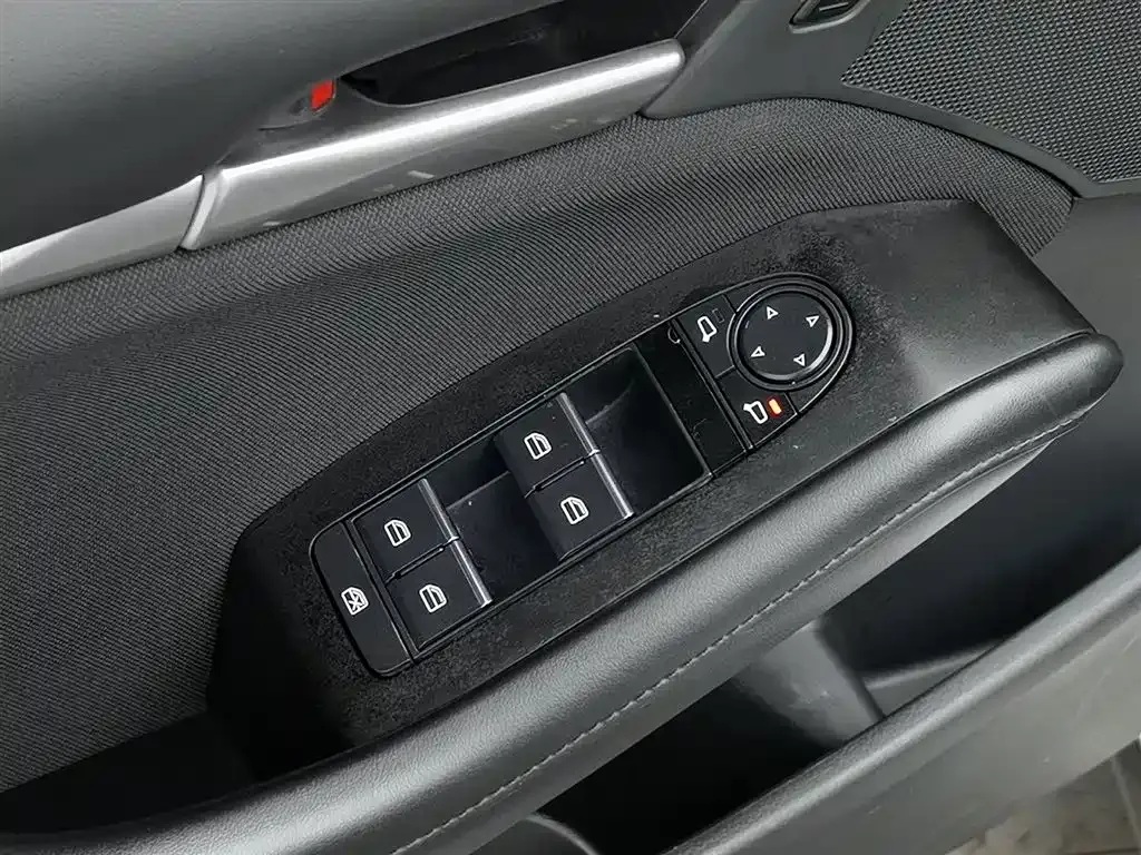 Mazda 3 Axela 2023 из CN, фото 9