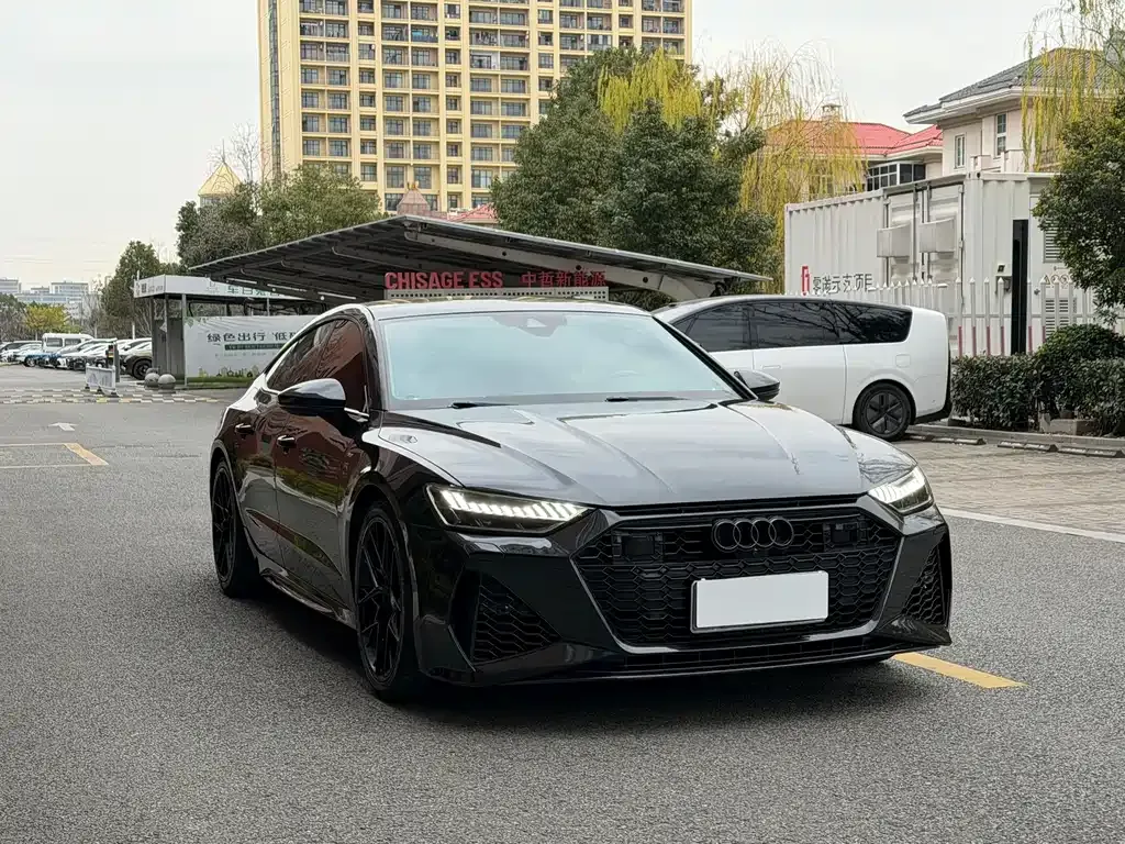 Audi A7 2021 из CN, фото 9