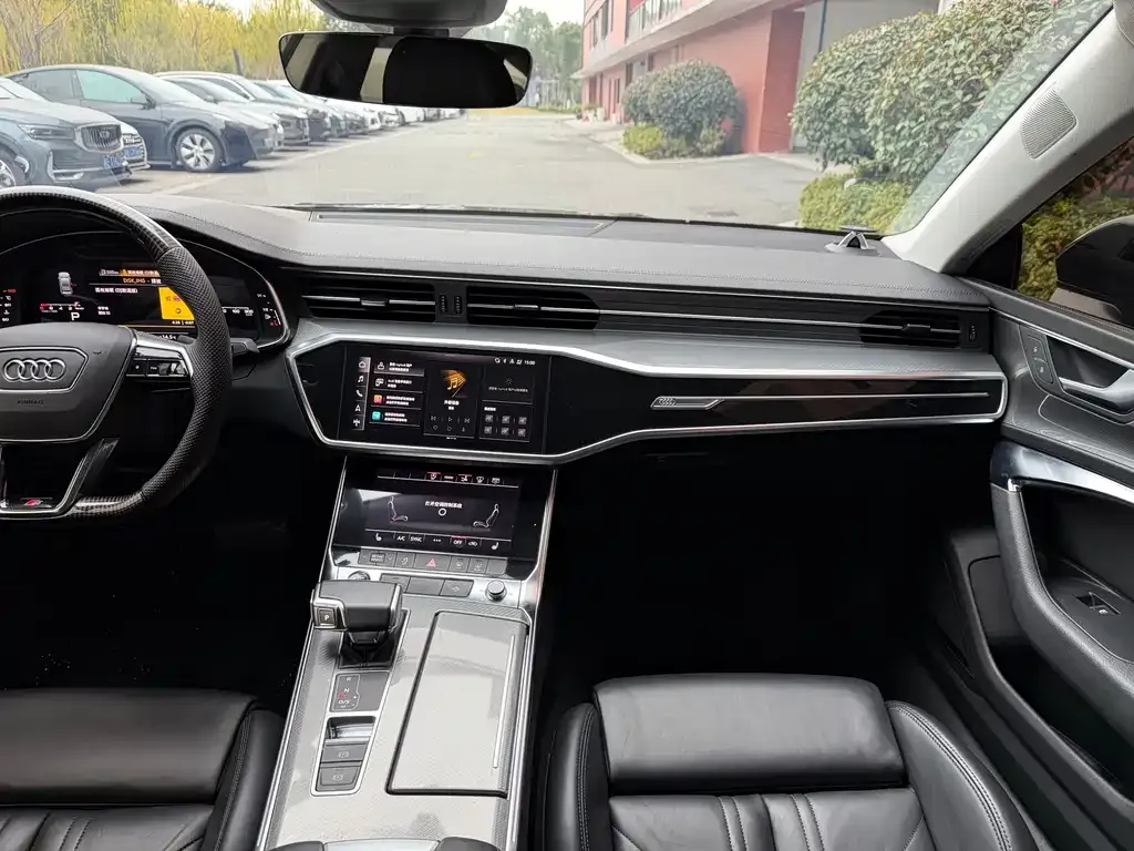 Audi A7 2021 из CN, фото 8