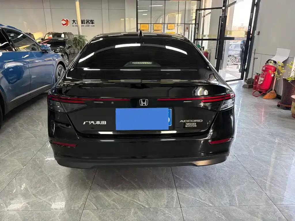 Honda Accord 2023 из CN, фото 6