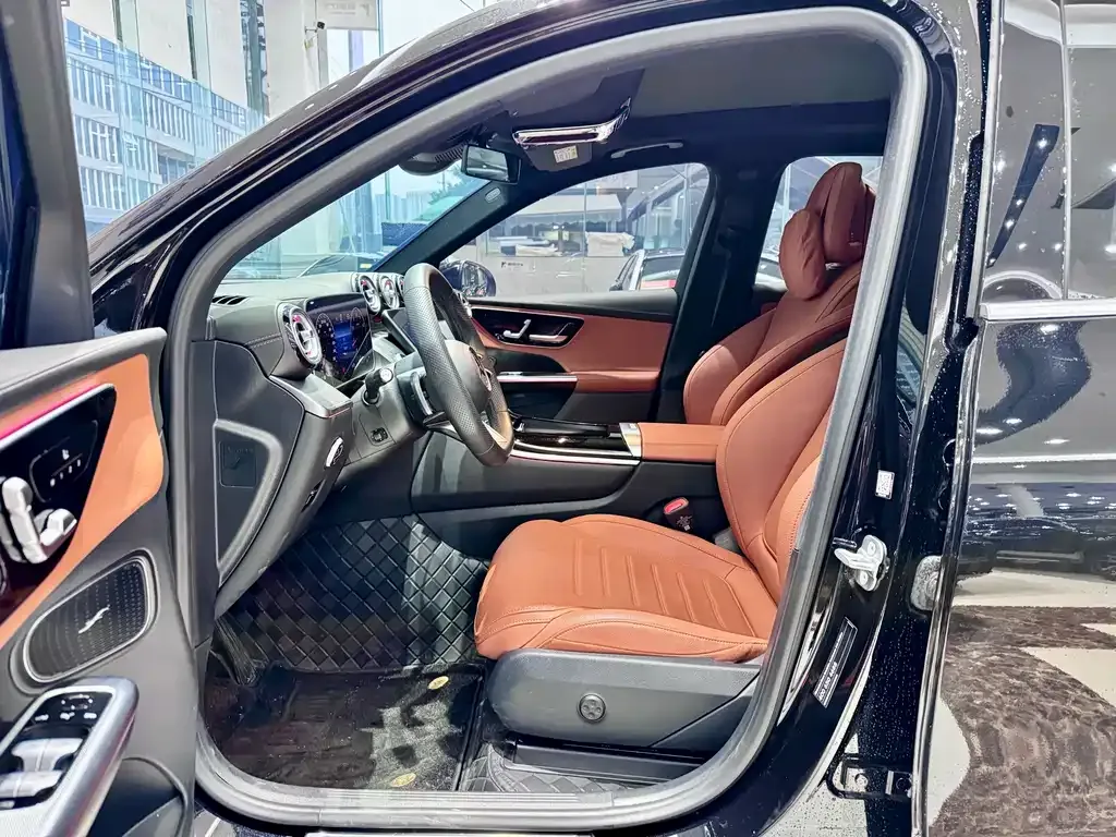 Mercedes-Benz GLC 2024 из CN, фото 4