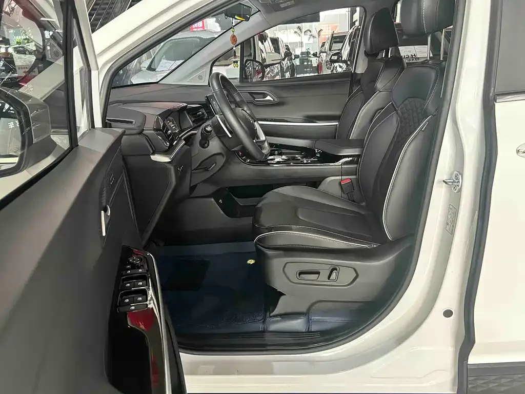 Hyundai Custo 2024 из CN, фото 8